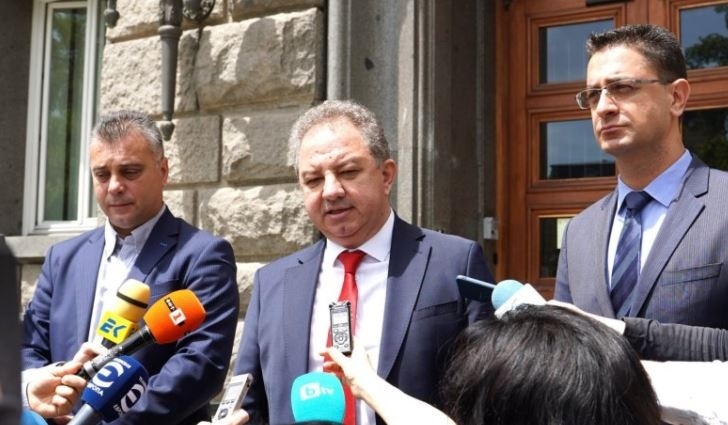 Българските патриоти се регистрираха в ЦИК за изборите на 11 юли